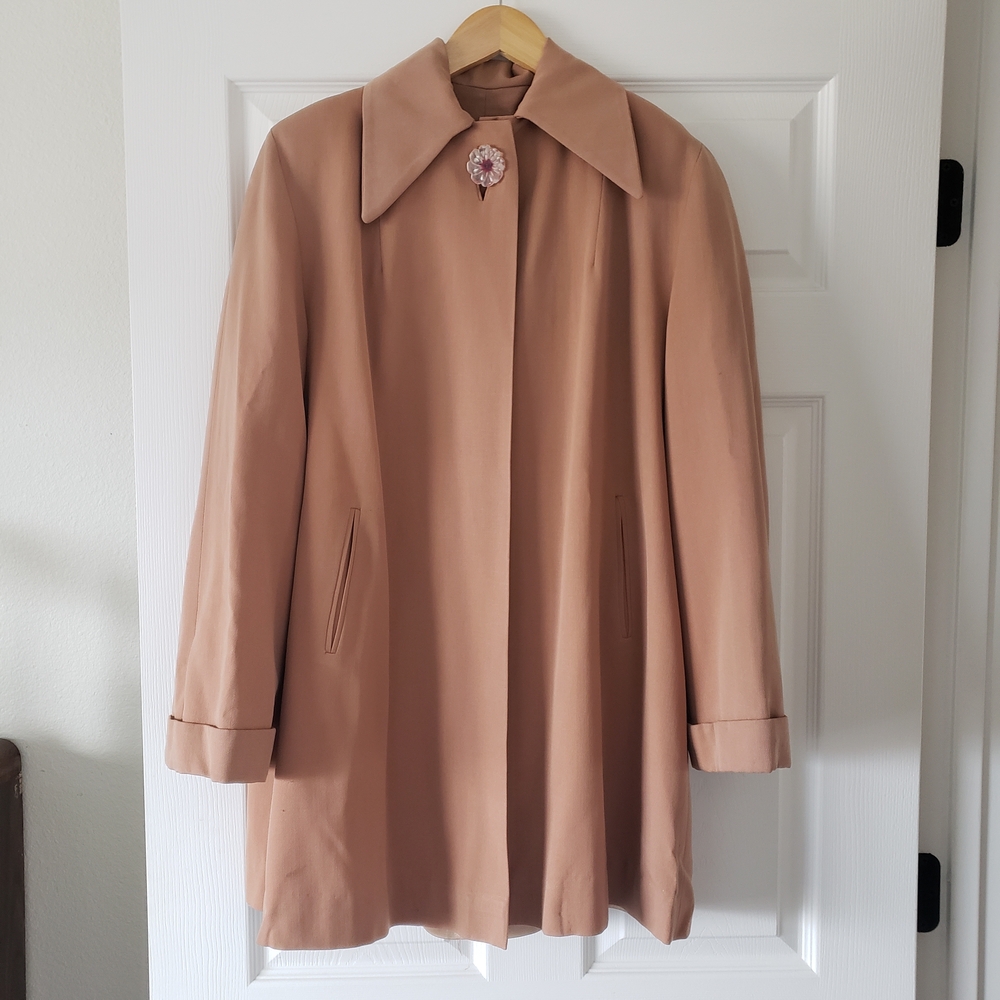 1940s 1950s Vintage Wool Camel Tan Longsleeve Car Swing Coat Lucite Button #28 - Picture 2 of 16